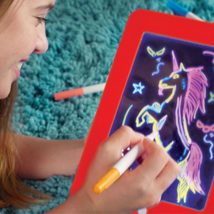 3D Magic Sketchpad, Φορητός Πίνακας Ζωγραφικής Glow Drawing Pad για παιδιά 3 έγχρωμες πένες - whatsoncyprus.co - toys cyprus - skroutz cyprus